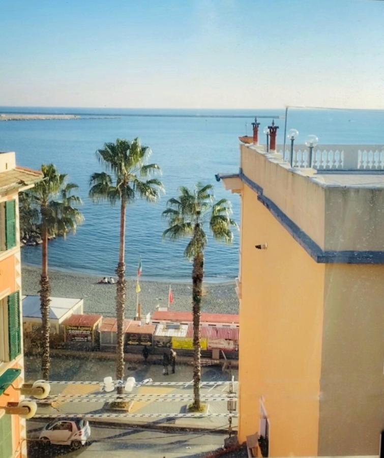 La Finestra Sull'Oasi Apartment Genoa Ngoại thất bức ảnh